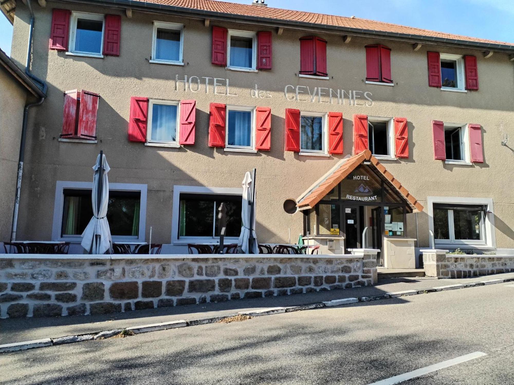 Hotel Des Cevennes Mezilhac ภายนอก รูปภาพ